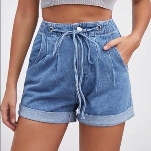 Drawstring shorts